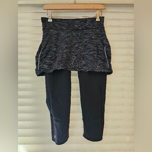 Athleta Contender 2 in 1 Skirted Skort Capri Small